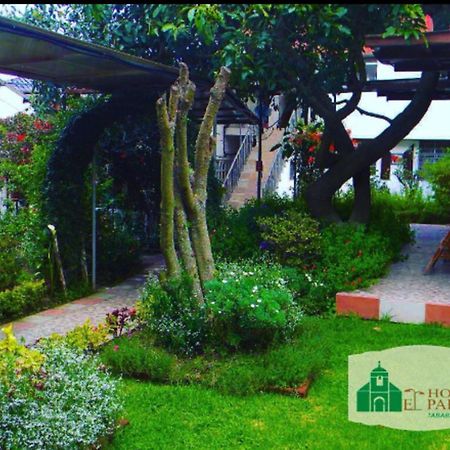 Hostal El Parque Tababela Exterior foto